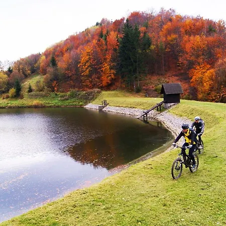 Hodrusa-hamre Appartement