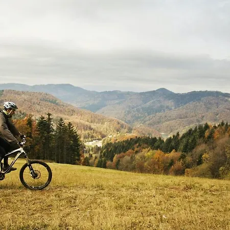 Hodrusa-hamre Апартаменты Hodrusa