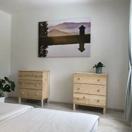 Hodrusa-hamre Apartament Hodruša